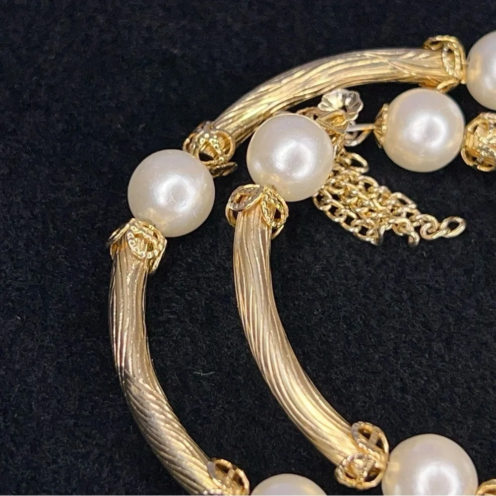 Vintage Gold Plated Wrap Memory Bracelet Tassels Faux Pearl Retro Glam Wedding